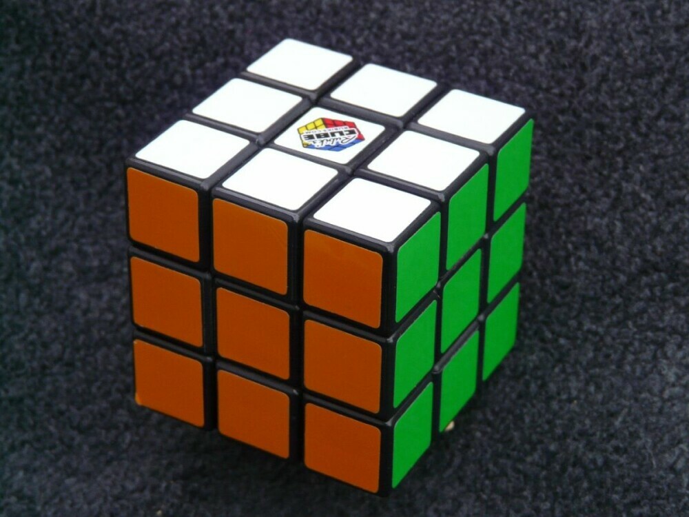 picture of the original Rubik's cube puzzles for adults